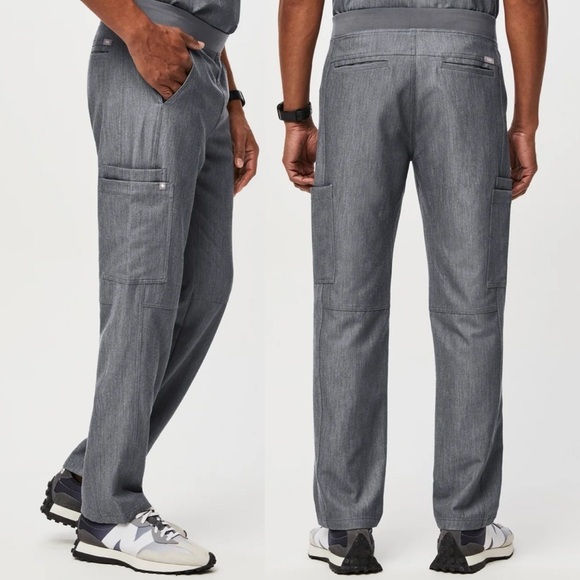 FIGS Axim Cargo Pant Graphite Grey size Small Medical Scrubs - Picture 2 of 9